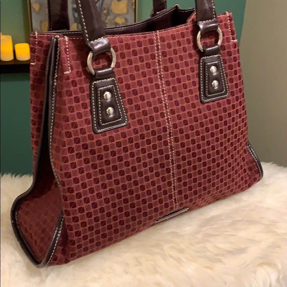 🛍2-for-$30 Purses🛍NINE & CO Maroon Purse